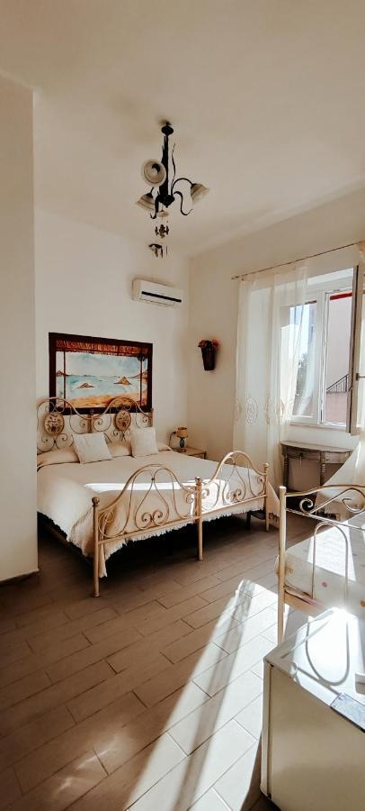 Bed and Breakfast La Porta Sulla Costa Сан-Панталео Экстерьер фото